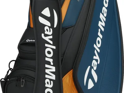 Taylormade Qi4D Tour Staff Vognbag - Black