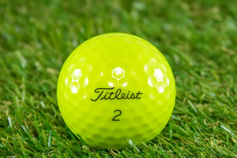 Titleist ProV1 Gul Herre Søbolde