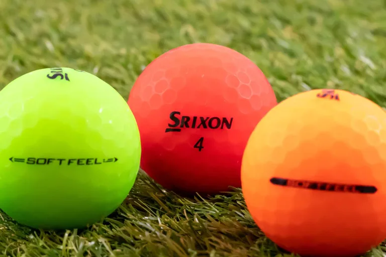 Srixon Soft Feel Brite Farvede Herre Søbolde