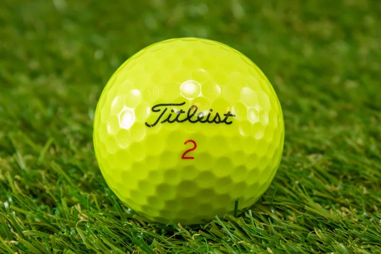 Titleist DT Solo Gul Herre Søbolde