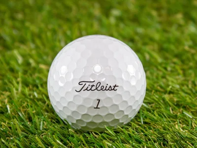Titleist AVX Hvid Herre Søbolde